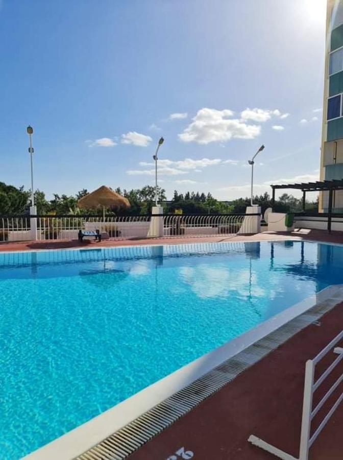 Charming Vilamoura Apartment With Shared Pool Exterior photo